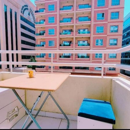 Dxb Hostel Near Adcb Metro Station Дубай Экстерьер фото