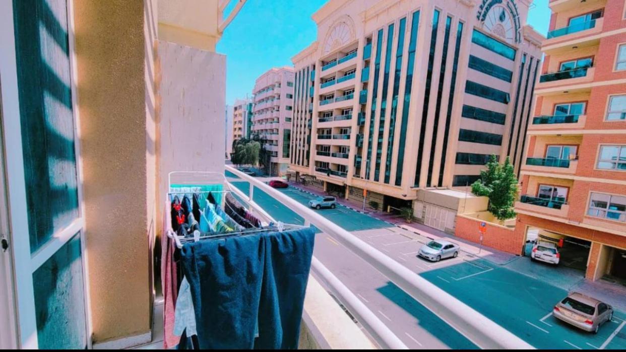 Dxb Hostel Near Adcb Metro Station Дубай Экстерьер фото
