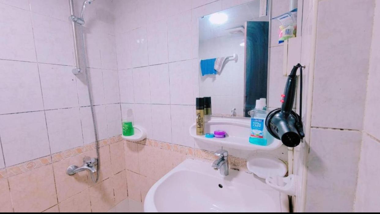 Dxb Hostel Near Adcb Metro Station Дубай Экстерьер фото